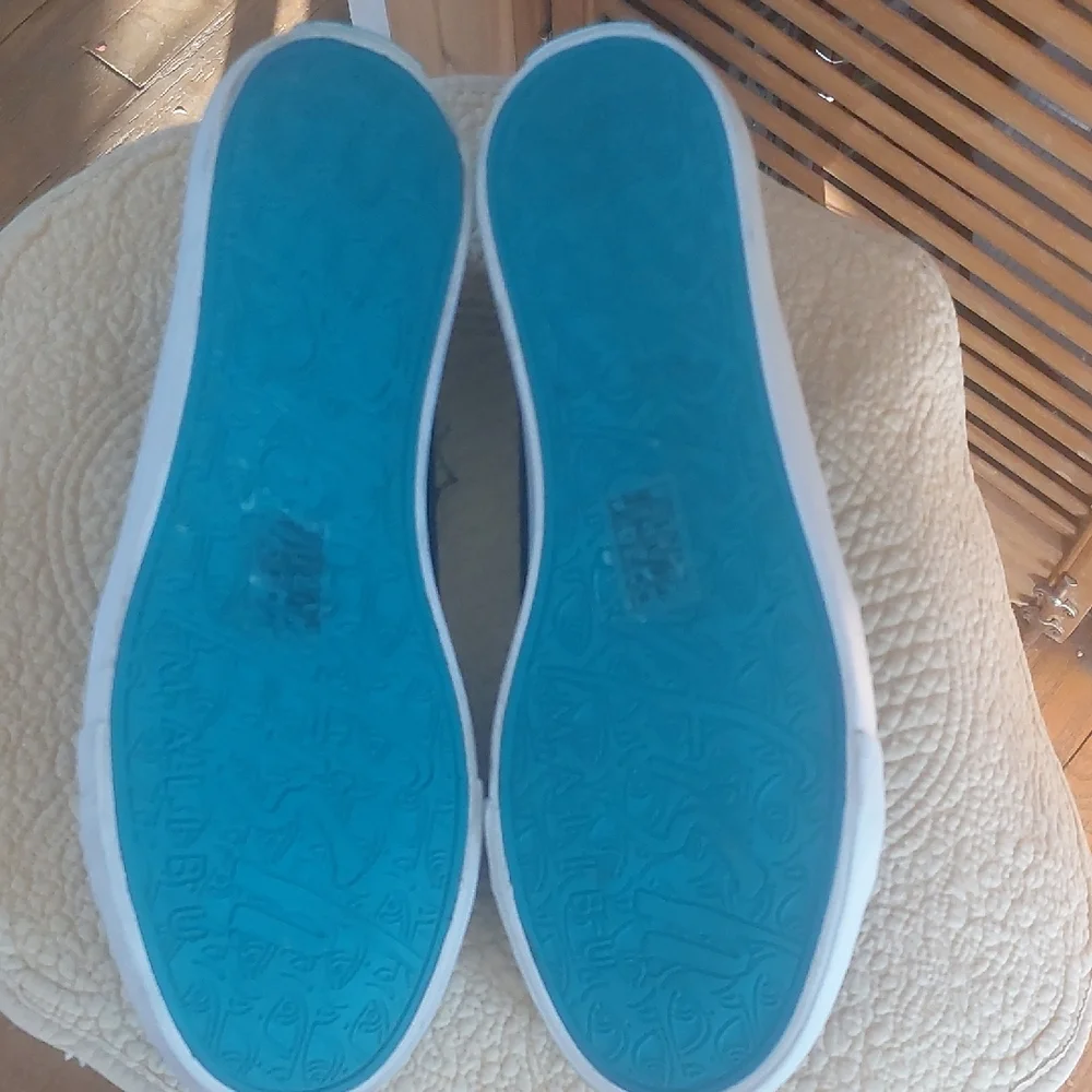 Women's Black Canvas Slip-On Sneakers - Picture 7 of 8